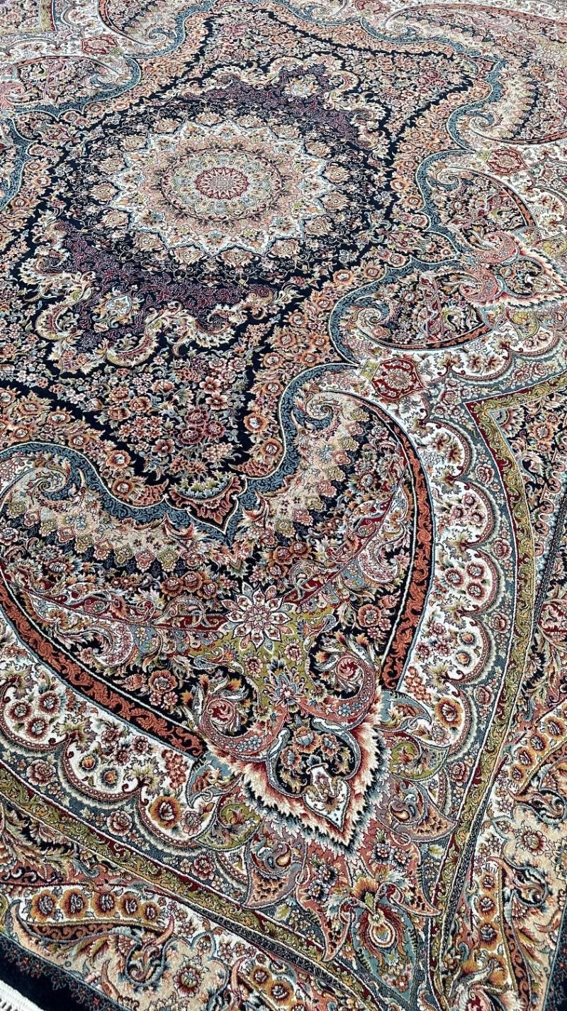 فرش‌قهرمانی ۳عدد ۱۲متری ۷۰۰ شانه مشهداصل|فرش|اراک, |دیوار