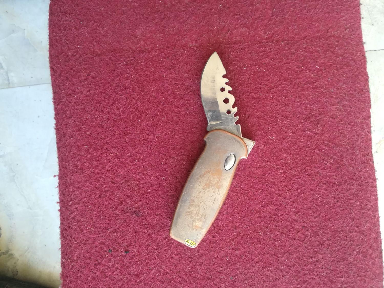 چاقو|کلکسیون اشیاء عتیقه|شیراز, فرگاز|دیوار