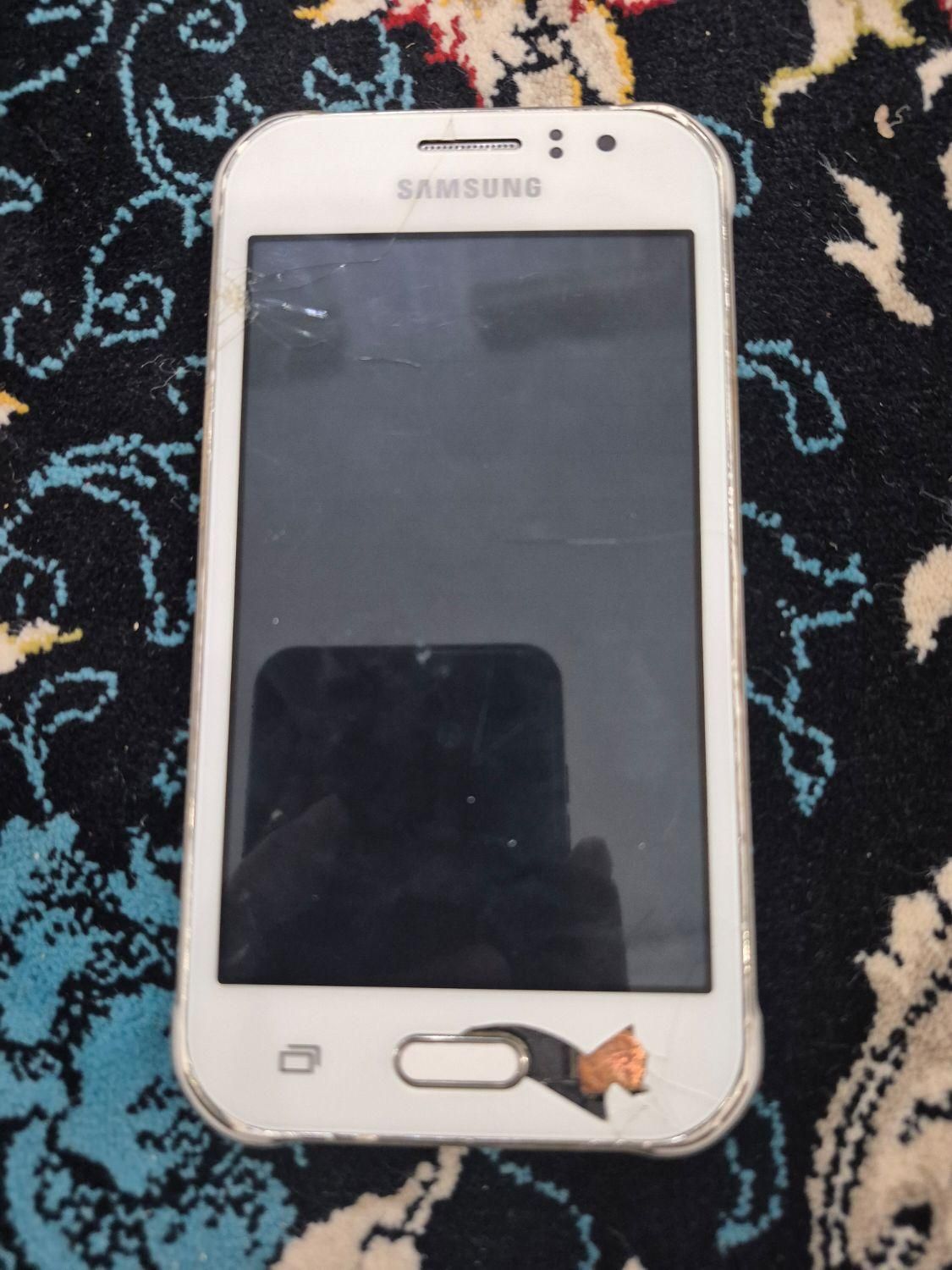 سامسونگ Galaxy J1 با حافظهٔ ۴ گیگابایت|موبایل|مشهد, انصار|دیوار