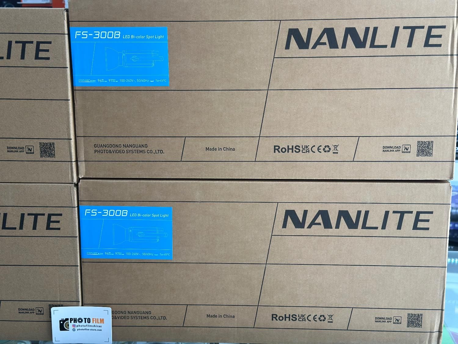 ویدئو لایت نانلایت FS150 FS300|دوربین عکاسی و فیلم‌برداری|شیراز, سینما سعدی|دیوار