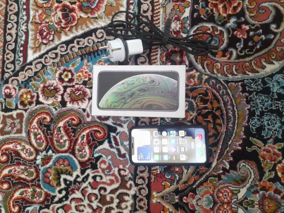 اپل iPhone XS با حافظهٔ ۲۵۶ گیگابایت باتری 100|موبایل|شیراز, دوکوهک|دیوار