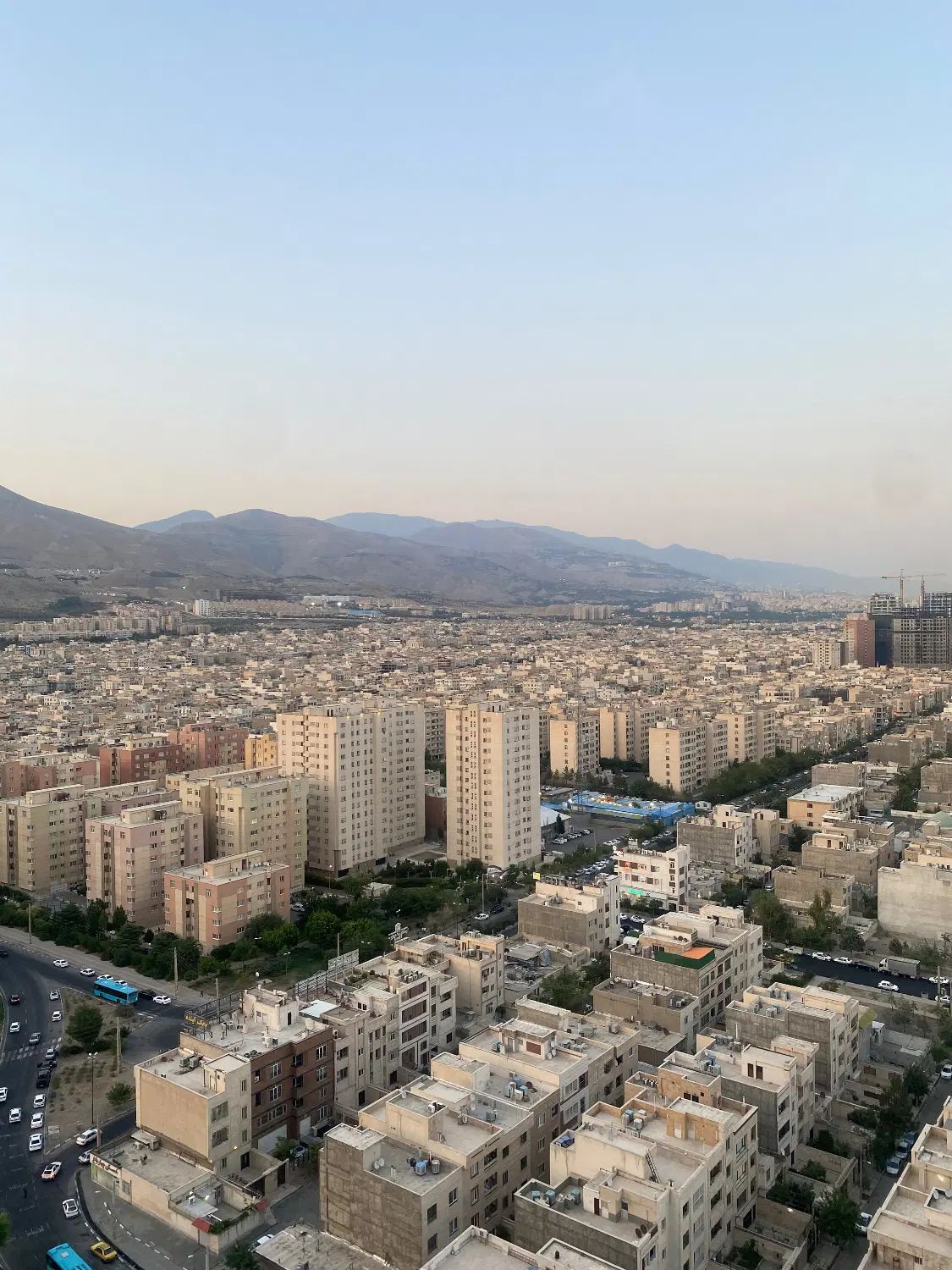 برج برند رزلند/باویو بدون مشرف|اجارهٔ آپارتمان|تهران, گلستان (شهرک راه آهن)|دیوار