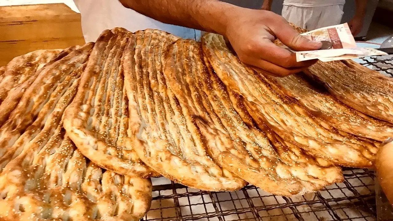 ارسال نان داغ تازه درب منزل برای افراد کارمند و...|خوردنی و آشامیدنی|شیروان (خراسان), |دیوار