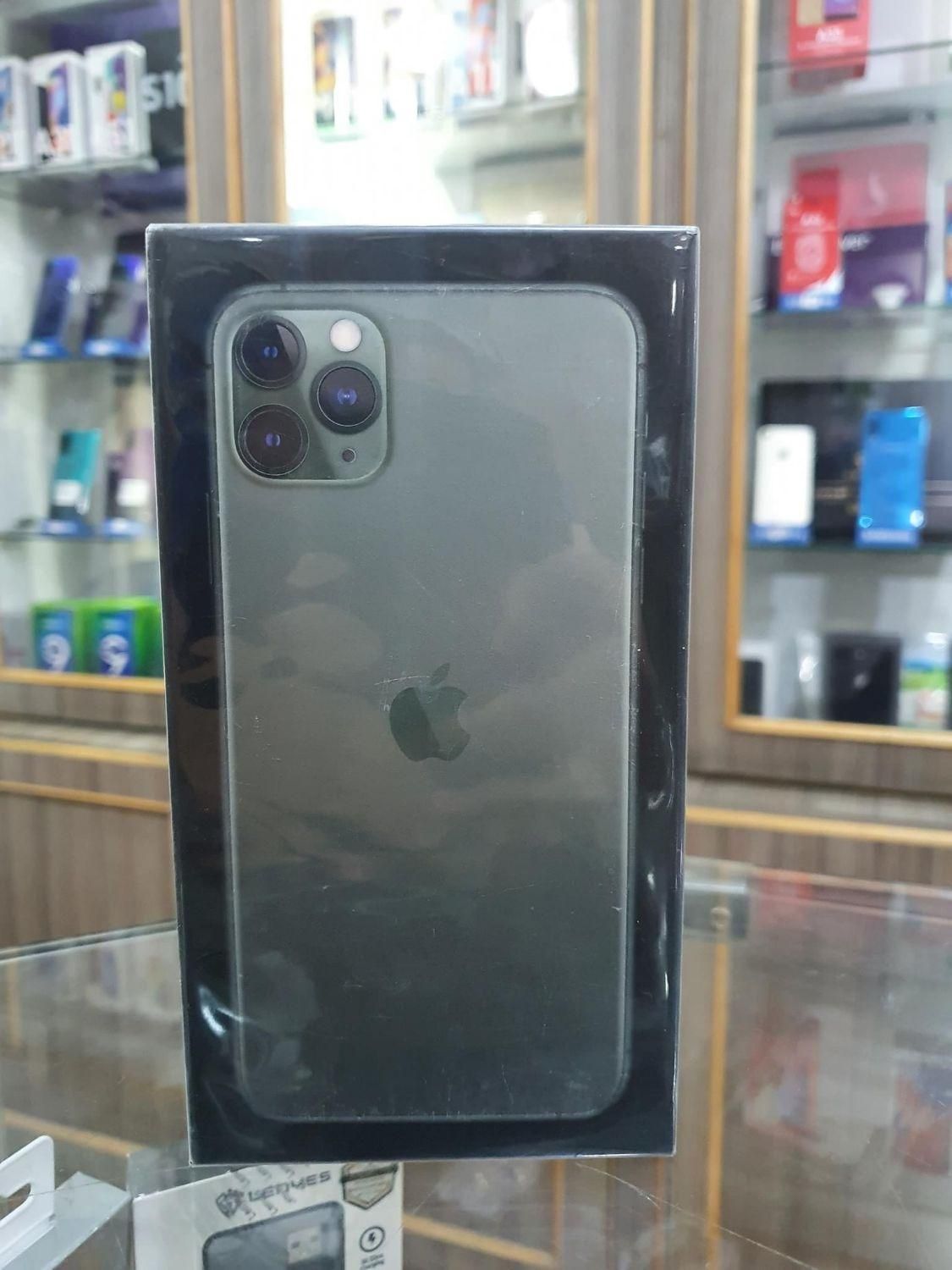 اپل iPhone 11 Pro Max با حافظهٔ ۲۵۶ گیگابایت|موبایل|زاهدان, |دیوار