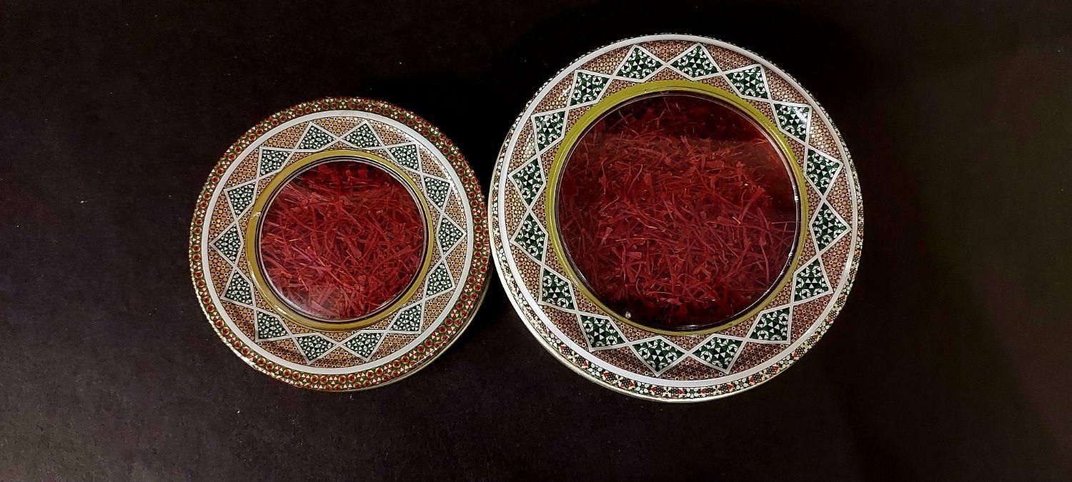 زعفران ممتاز سرگل اتویی صادراتی ۵گرم دارای برگ تست|خوردنی و آشامیدنی|تهران, جردن|دیوار