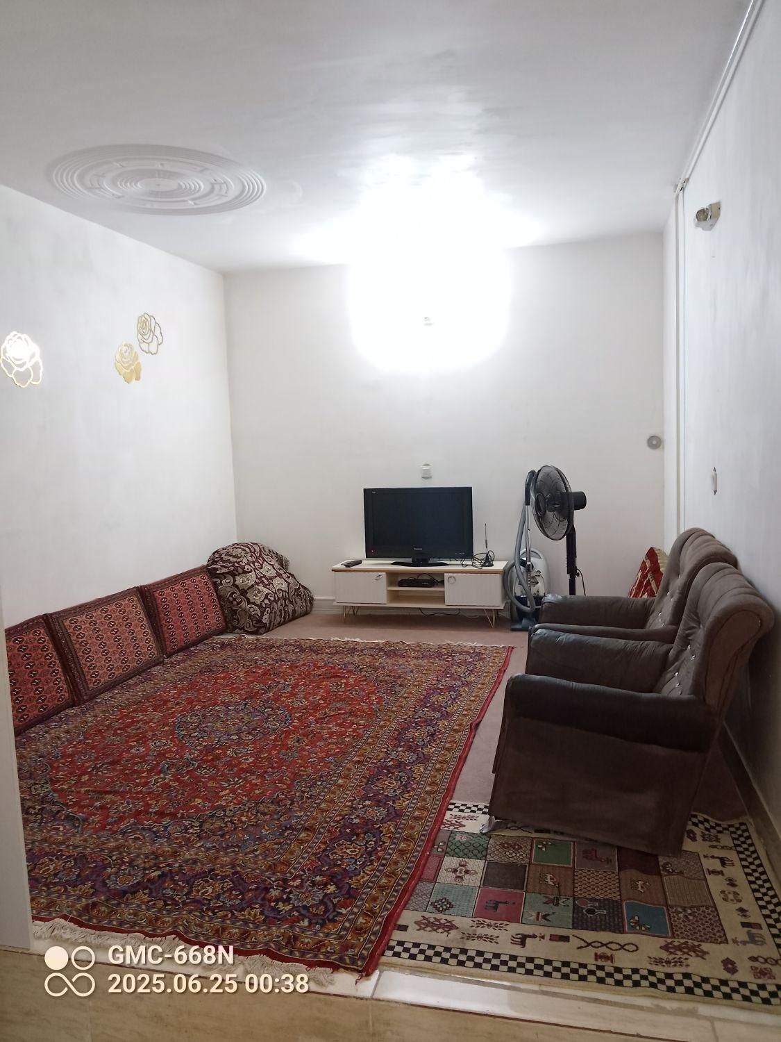 اجاره روزانه/هفتگی/ماهانه سوییت55متری پارک سیفیه|اجارهٔ کوتاه‌مدت آپارتمان و سوئیت|ملایر, |دیوار