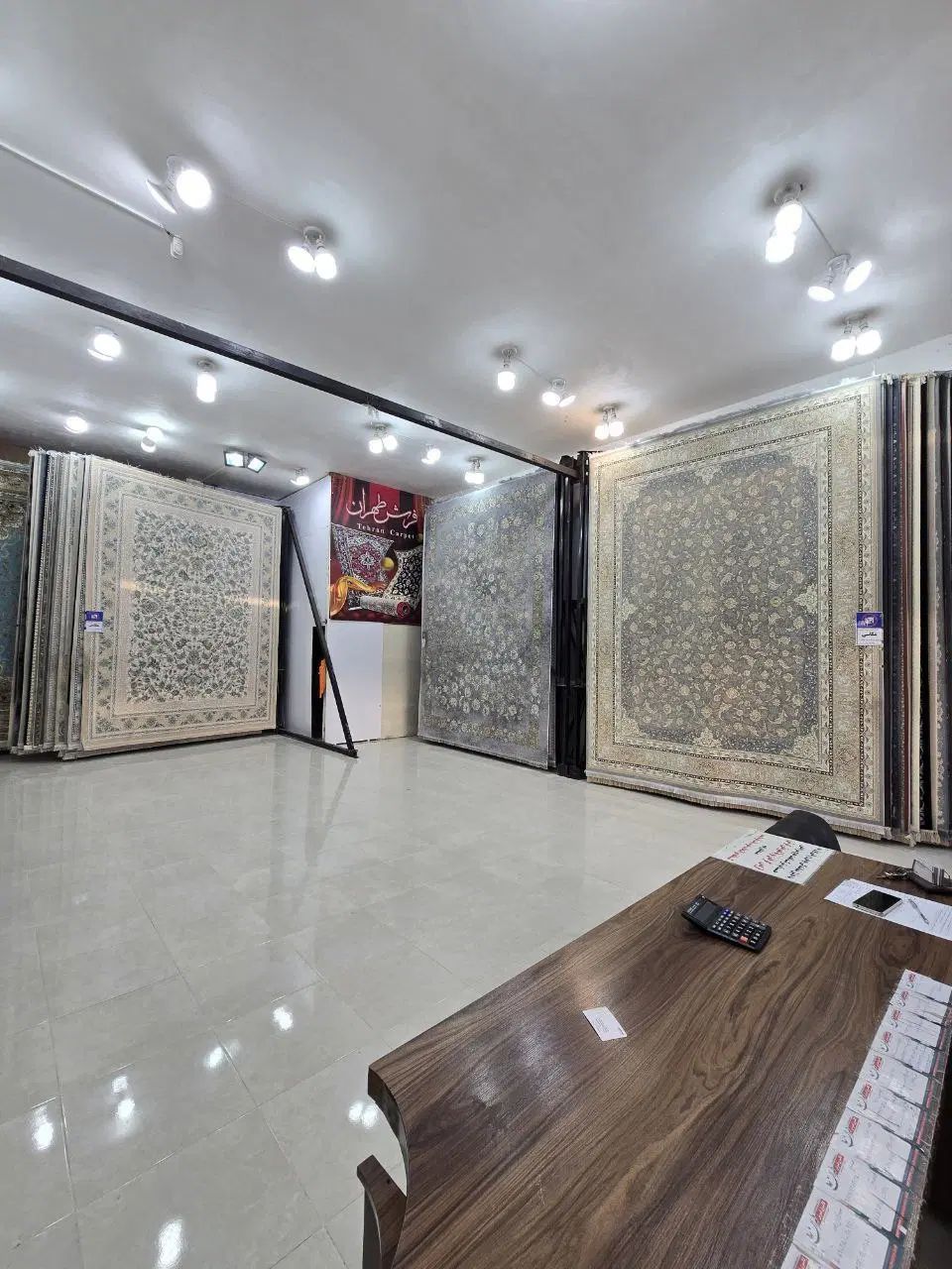 خرید مستقیم از نمایندگی/- فرش از ۵۰۰ شانه تا۱۵۰۰ &|فرش|شوشتر, |دیوار