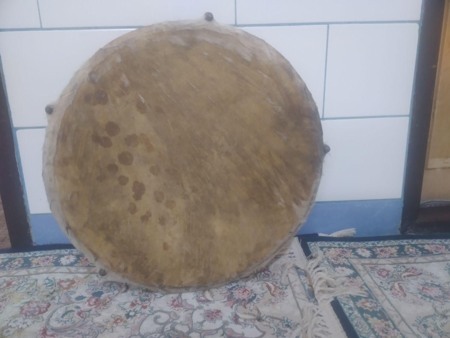 طبل سبک|درام و پرکاشن|زرند, |دیوار