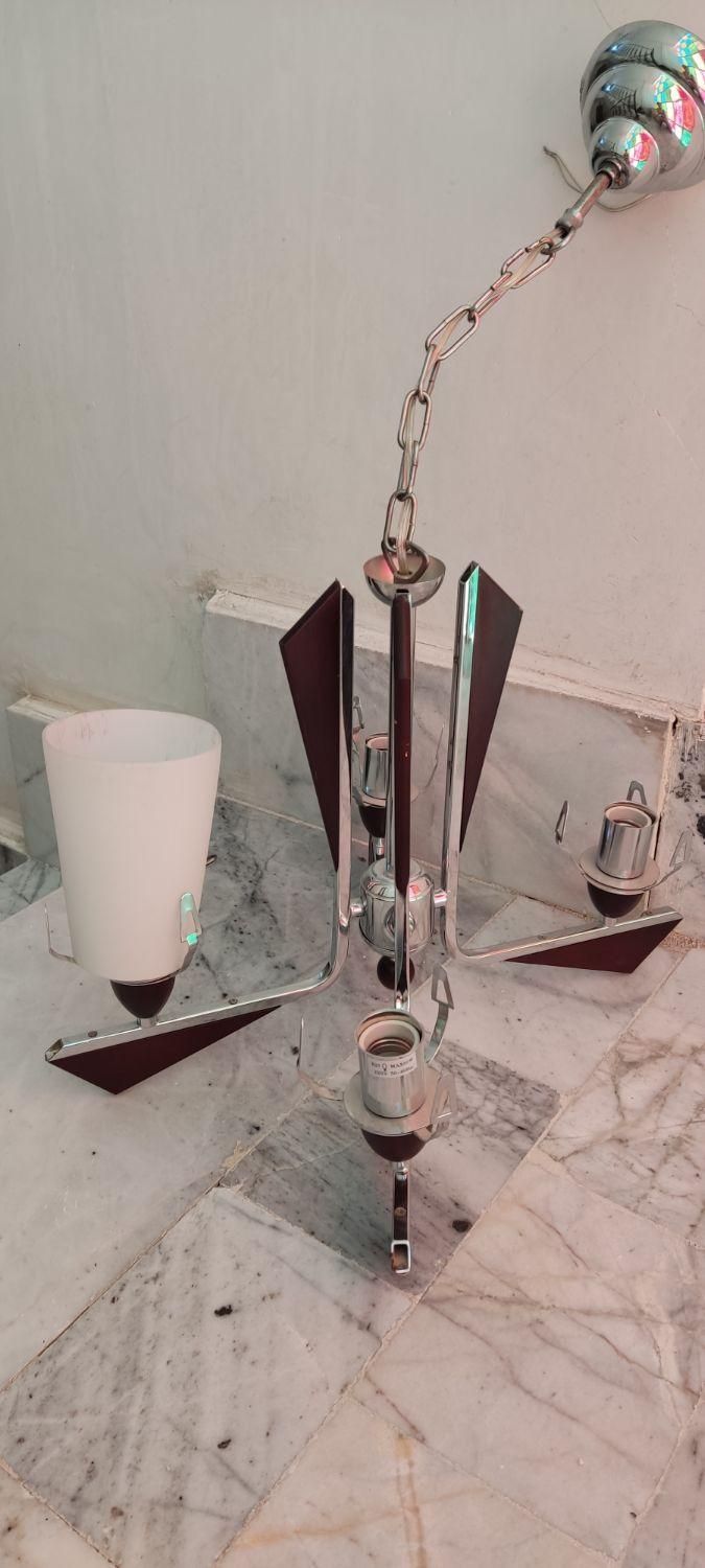 دو عدد لوستر  نو ، جنس چوبی و فلزی ،|لوستر و چراغ آویز|تربت‌حیدریه, حسنی بالا|دیوار