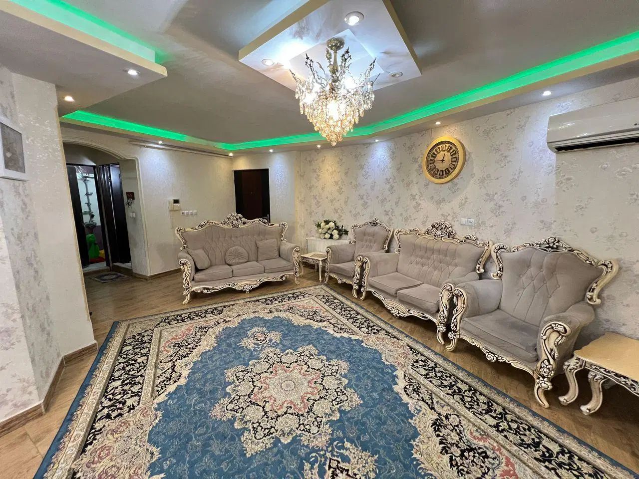 فروش خانه آپارتمانی با موقعیت مکانی مناسب|فروش آپارتمان|صومعه‌سرا, |دیوار