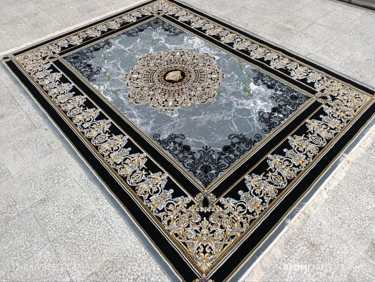 فرش خانه کاشانه|فرش|بناب, |دیوار