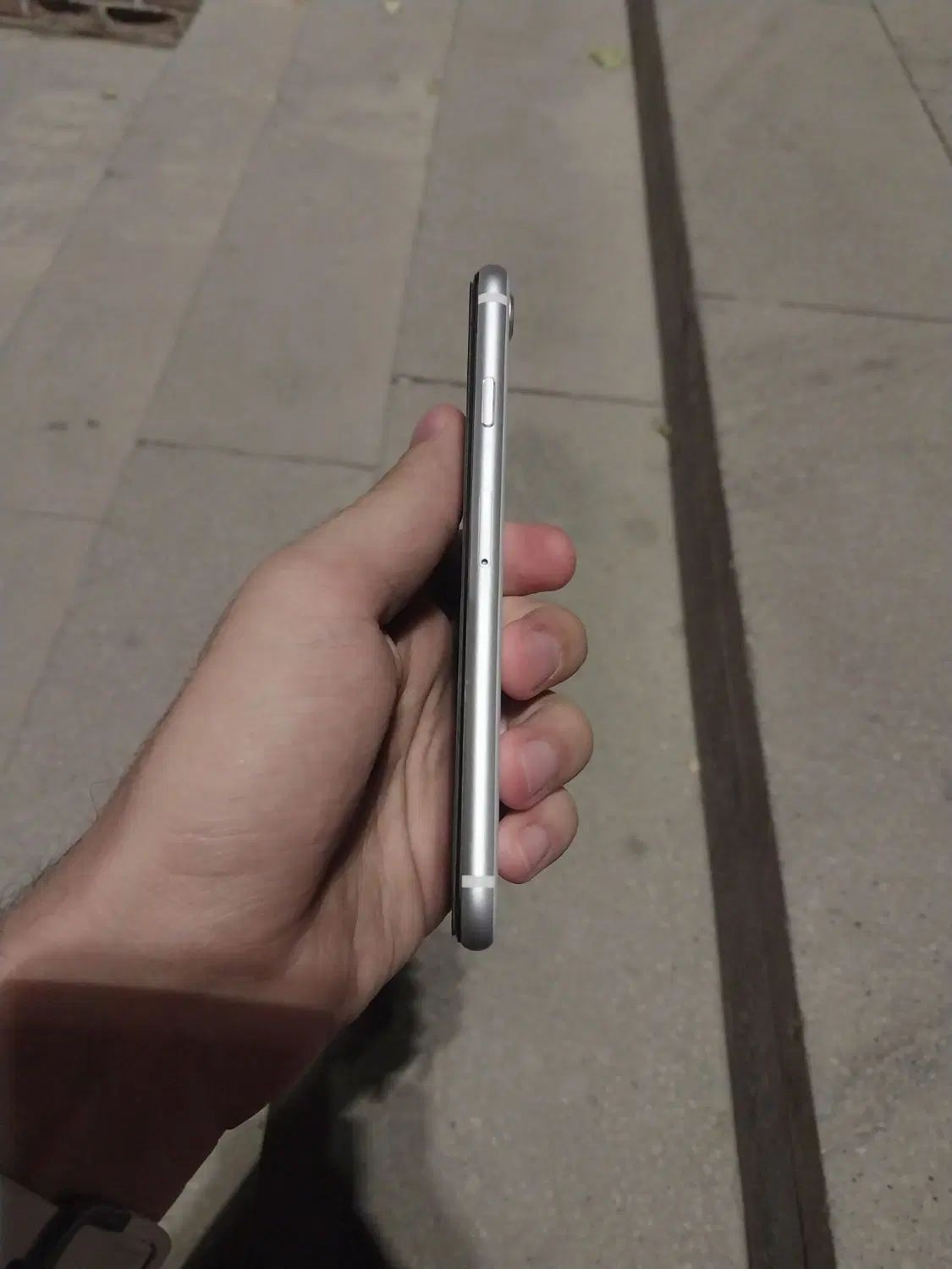 iphone se 2020 128|موبایل|تهران, شهرک چیتگر|دیوار