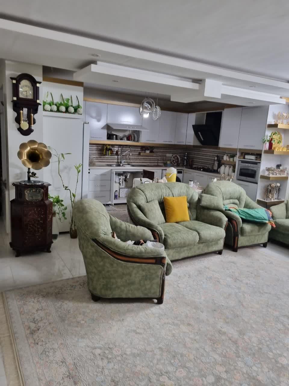 آپارتمان ۱۳۲ متر/۳خواب/تاپ لوکیشن هشت بهشت|فروش آپارتمان|اصفهان, رکن الدوله شرقی|دیوار