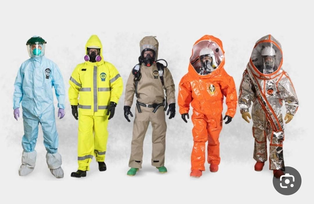 لباس و ماسک ضد گاز|لباس|شیراز, فخرآباد (دروازه کازرون)|دیوار