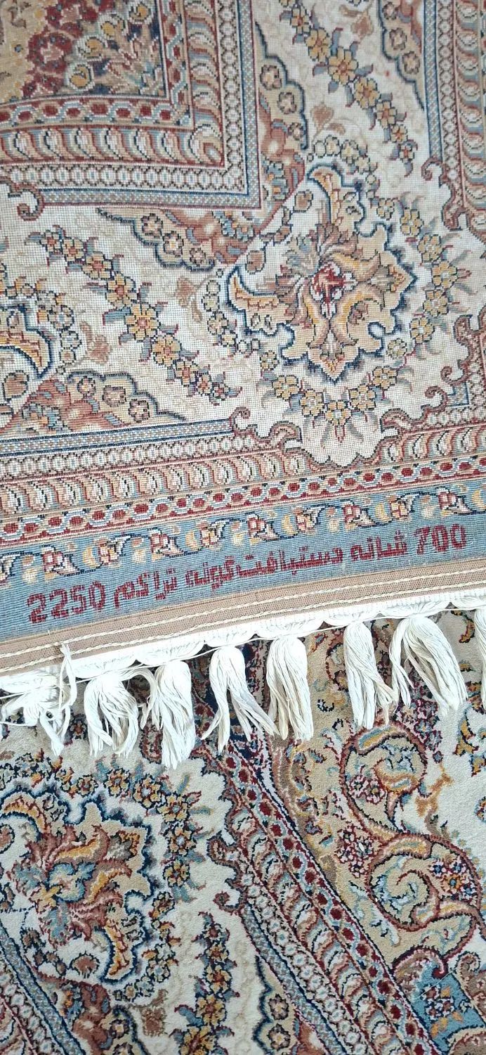 فرش ۹ متری ۷۰۰ شانه|فرش|اصفهان, کوی امیریه|دیوار