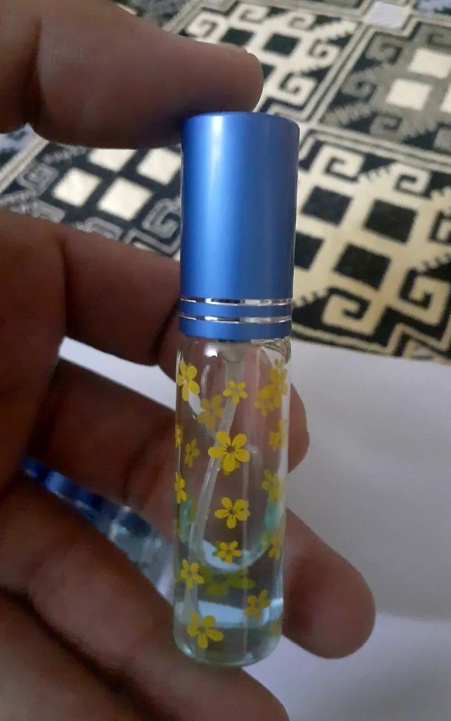 تعدادی شیشه عطر ۱۰ میل|آرایشی، بهداشتی، درمانی|تهران, فلاح|دیوار