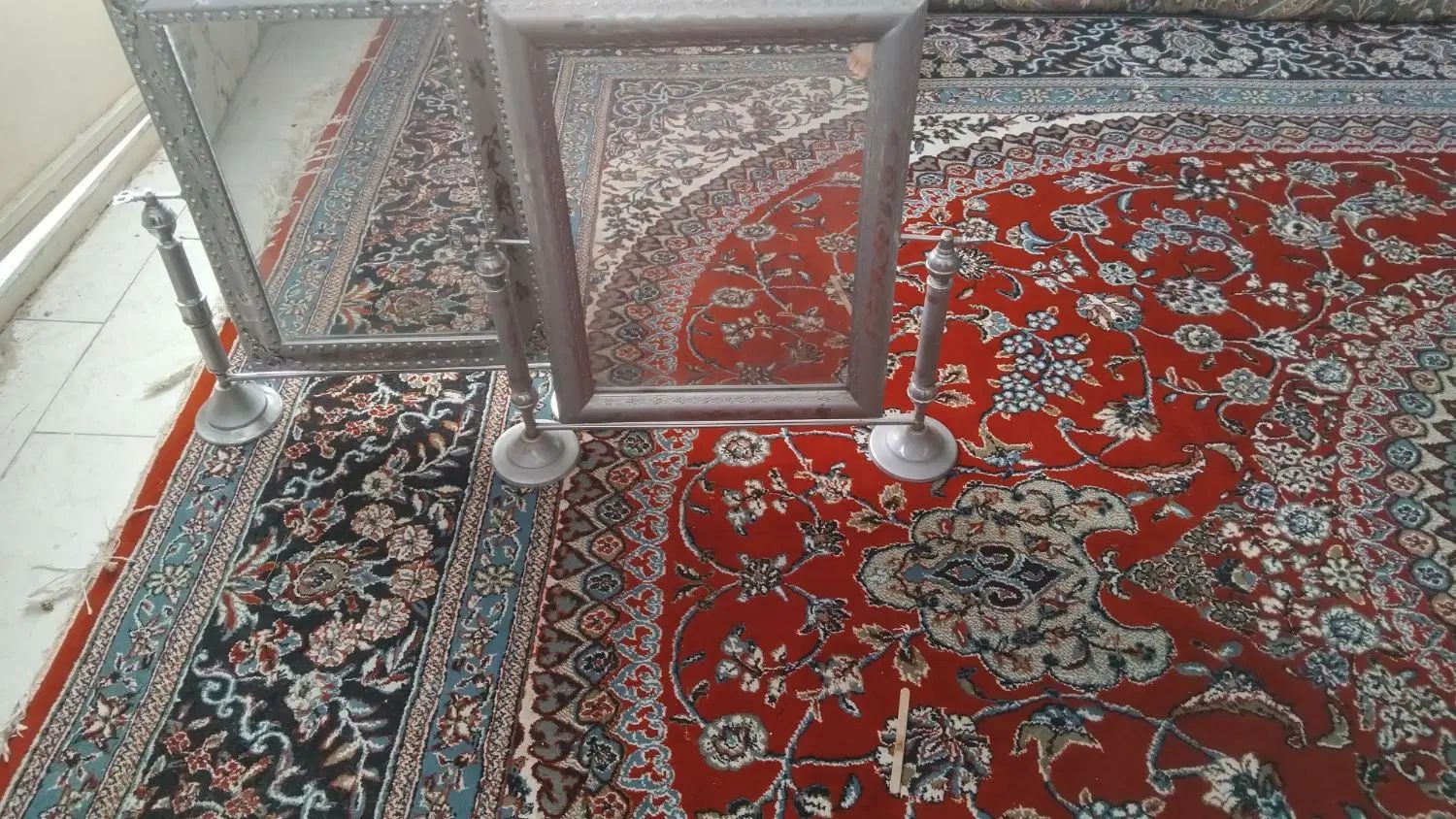 سلام وقت بخیردوتاایینه درحدنوبفروش می رسد|آینه|بروجرد, |دیوار