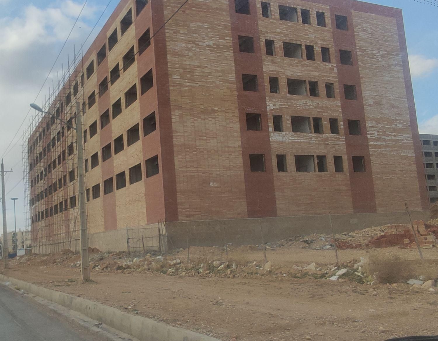 فروش امتیاز مسکن/اکباتان/نیاش یک / ماهور|پیش‌فروش املاک|صدرا-فارس, |دیوار