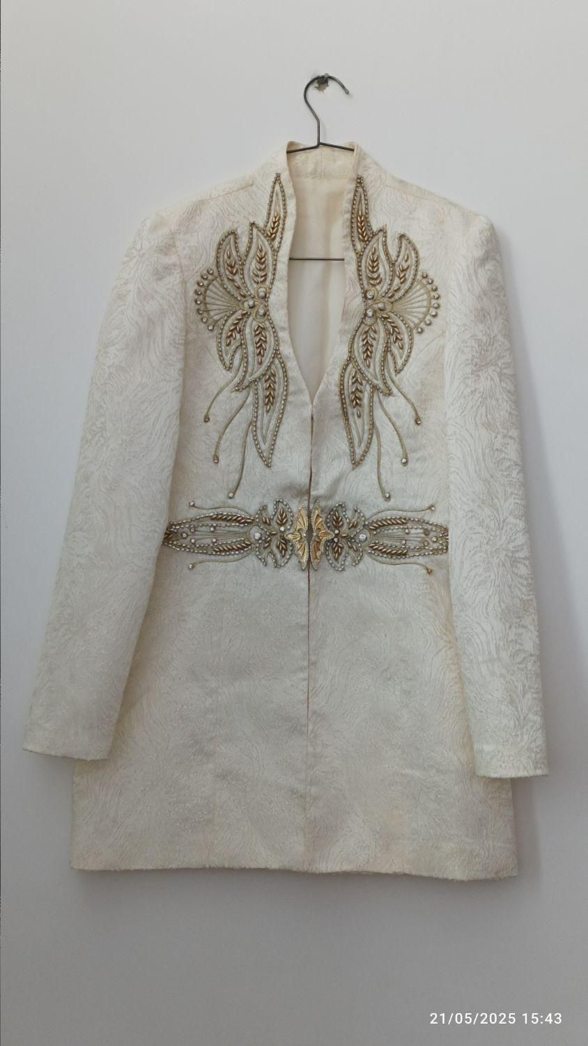 کت تک|لباس|لار, |دیوار