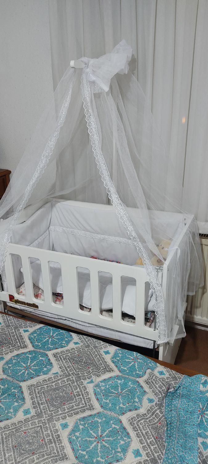 تخت و گهواره نوزاد|تخت و صندلی بچه|پاکدشت, پاکدشت (مامازند)|دیوار