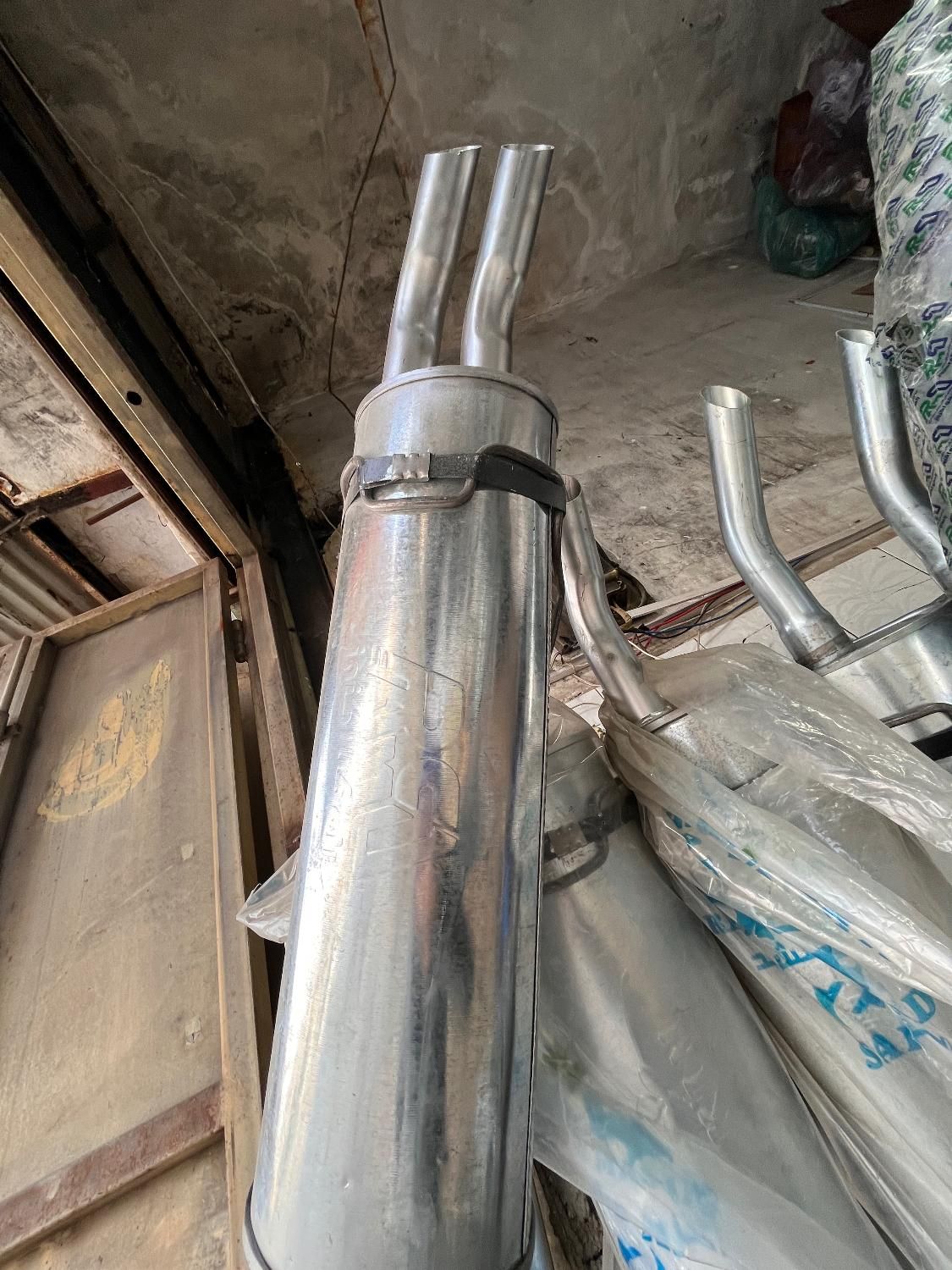 اگزوز سپر باک پمپ بنزین|قطعات یدکی و لوازم جانبی|خرم‌آباد, |دیوار