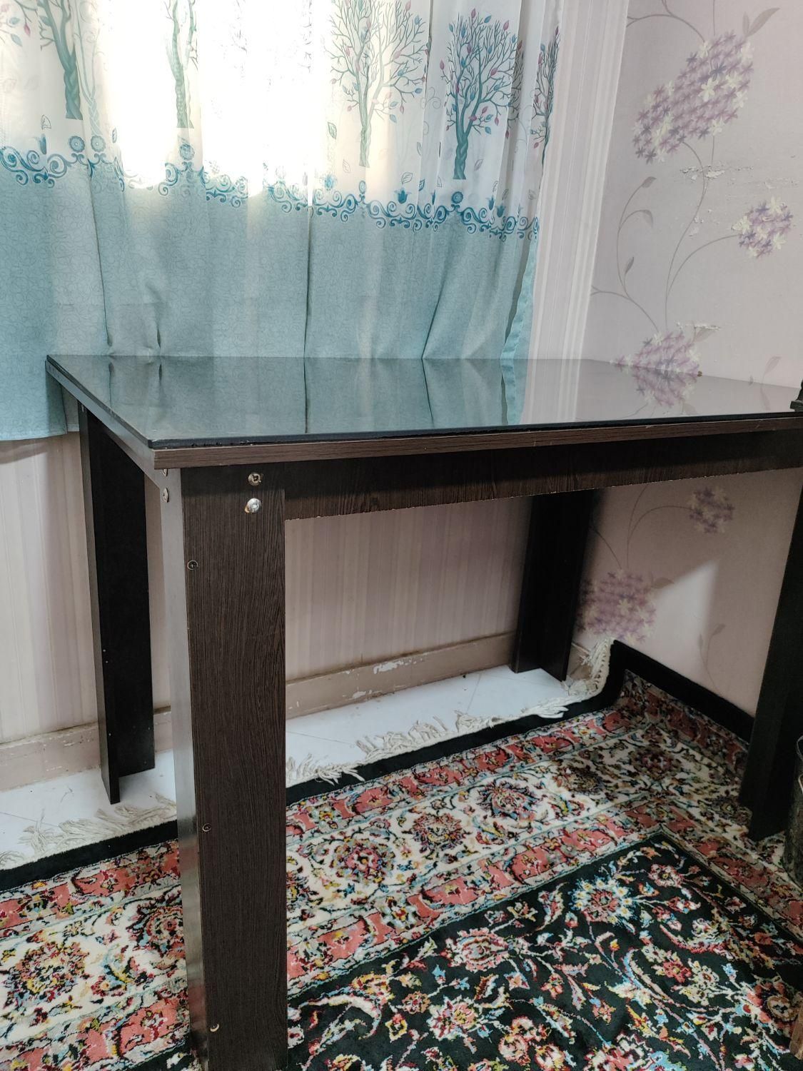 میز کاملا سالم|میز تحریر و کامپیوتر|باقرشهر, |دیوار