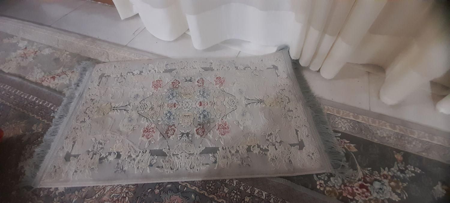 سلام  ۲عدد فرش ۱۲ متری به فروش  میرسد|فرش|مشهد, کوی سیدی|دیوار