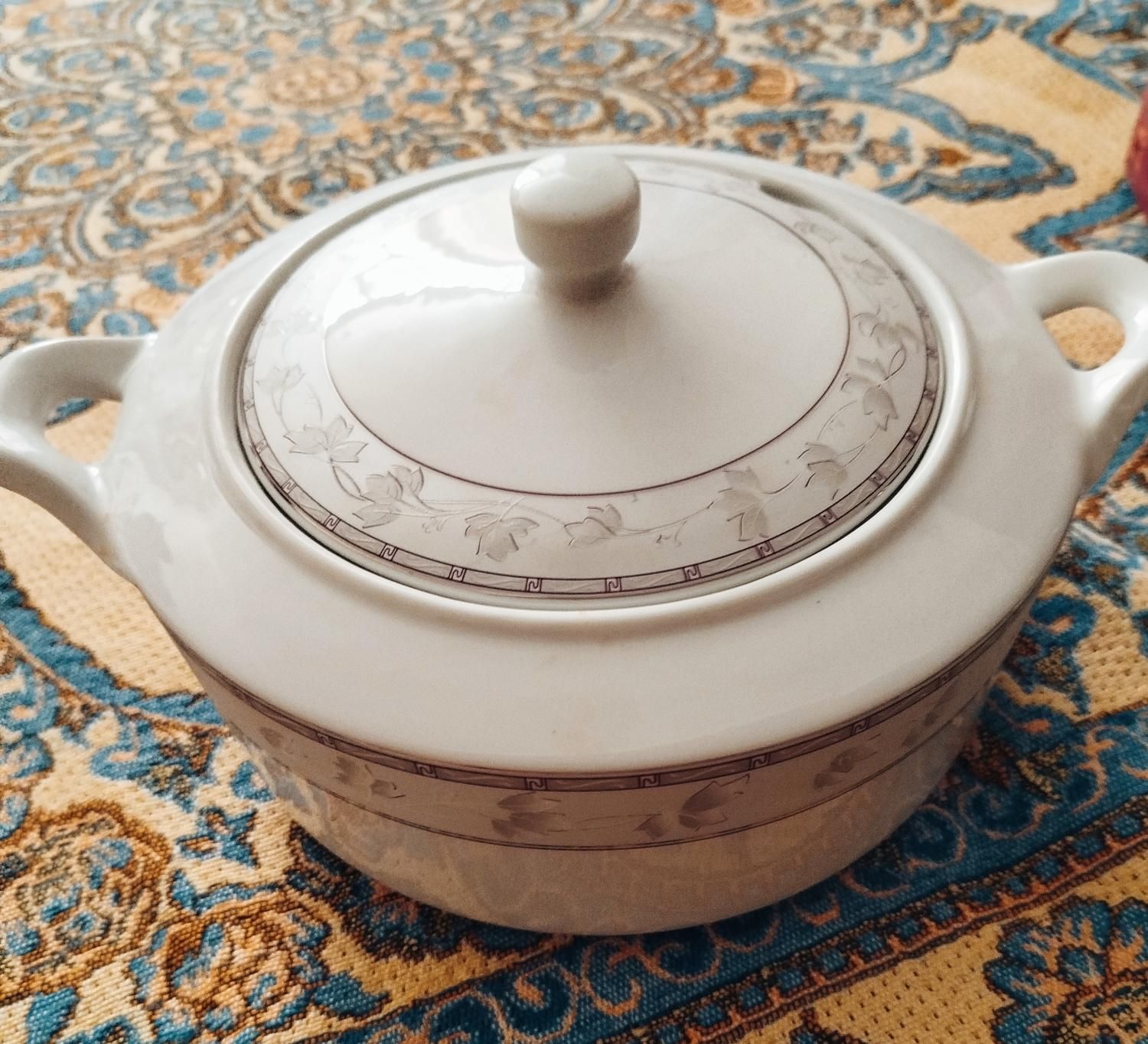 سوپ خوری چینی زرین|ظروف سرو و پذیرایی|شهرکرد, |دیوار