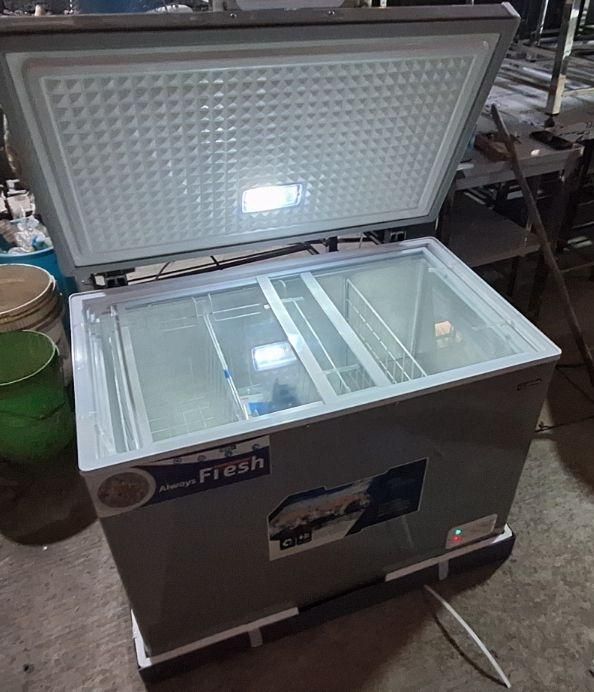 فریزر صندوقی ۴۵۰ لیتری سیلور|کافی‌شاپ و رستوران|رشت, شالکو|دیوار