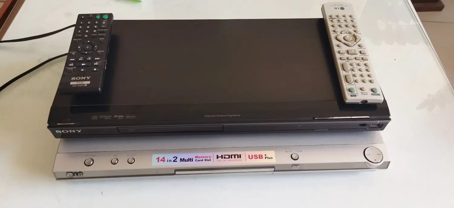دو عدد Dvd player sony.و Lg پلیر دی وی دی|پخش‌کننده DVD و ویدیو|تهران, شهران جنوبی|دیوار