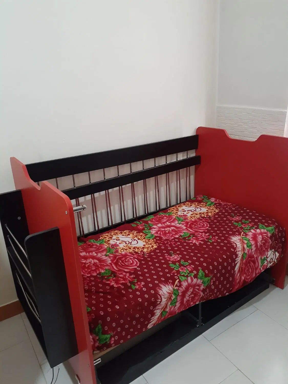 تخت و گهواره کودک|تخت و صندلی بچه|تهران, خلیج فارس|دیوار