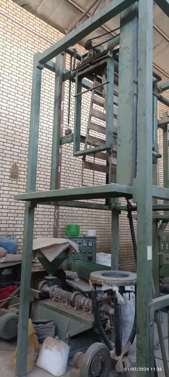 دستگاه تولید نایلون فرش|ماشینآلات صنعتی|کاشان, مزرعه نو|دیوار