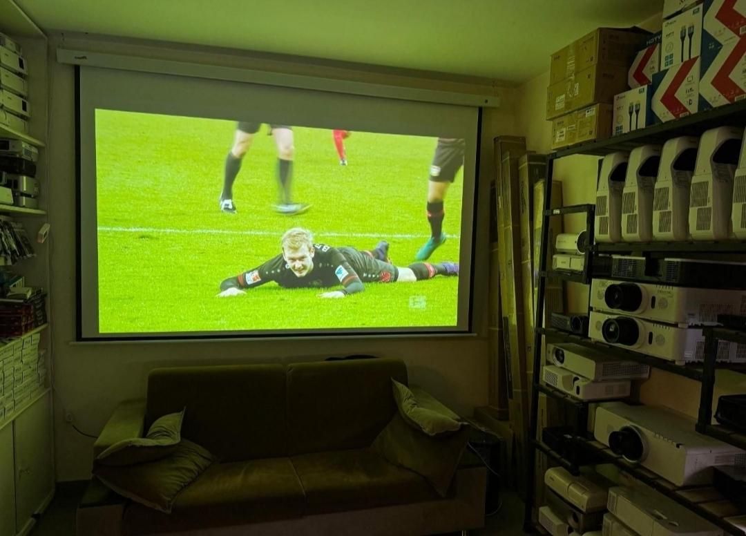 ویدیو پروژکتور اپسون سینمایی 5.000 انسی لومن|تلویزیون و پروژکتور|تهران, جمال‌زاده|دیوار