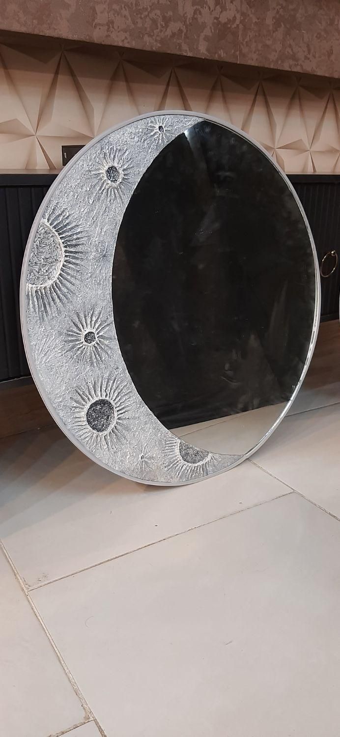 فروش آینه طرح ماه با عروسک فضانورد|آینه|تهران, وحیدیه|دیوار