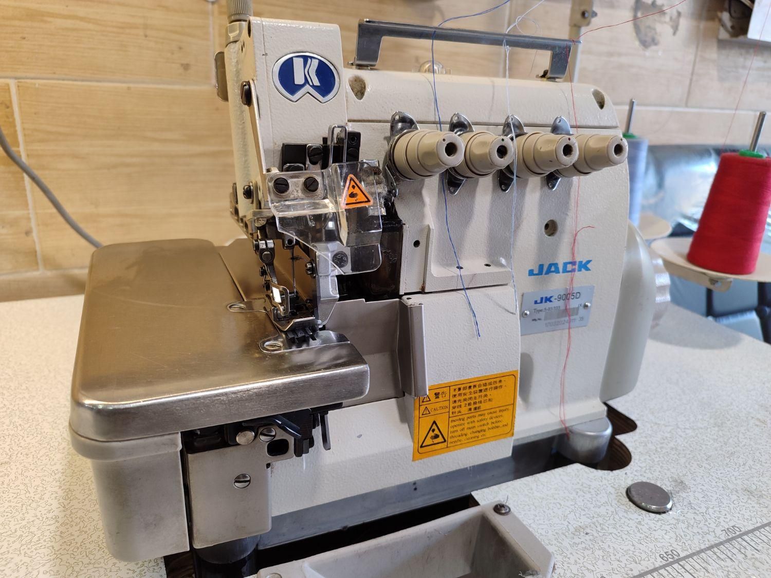 چرخ سردوز ۵ نخ مدل ۹۰۰۵ و راسته دوز|چرخ خیاطی و ریسندگی|کرمان, |دیوار