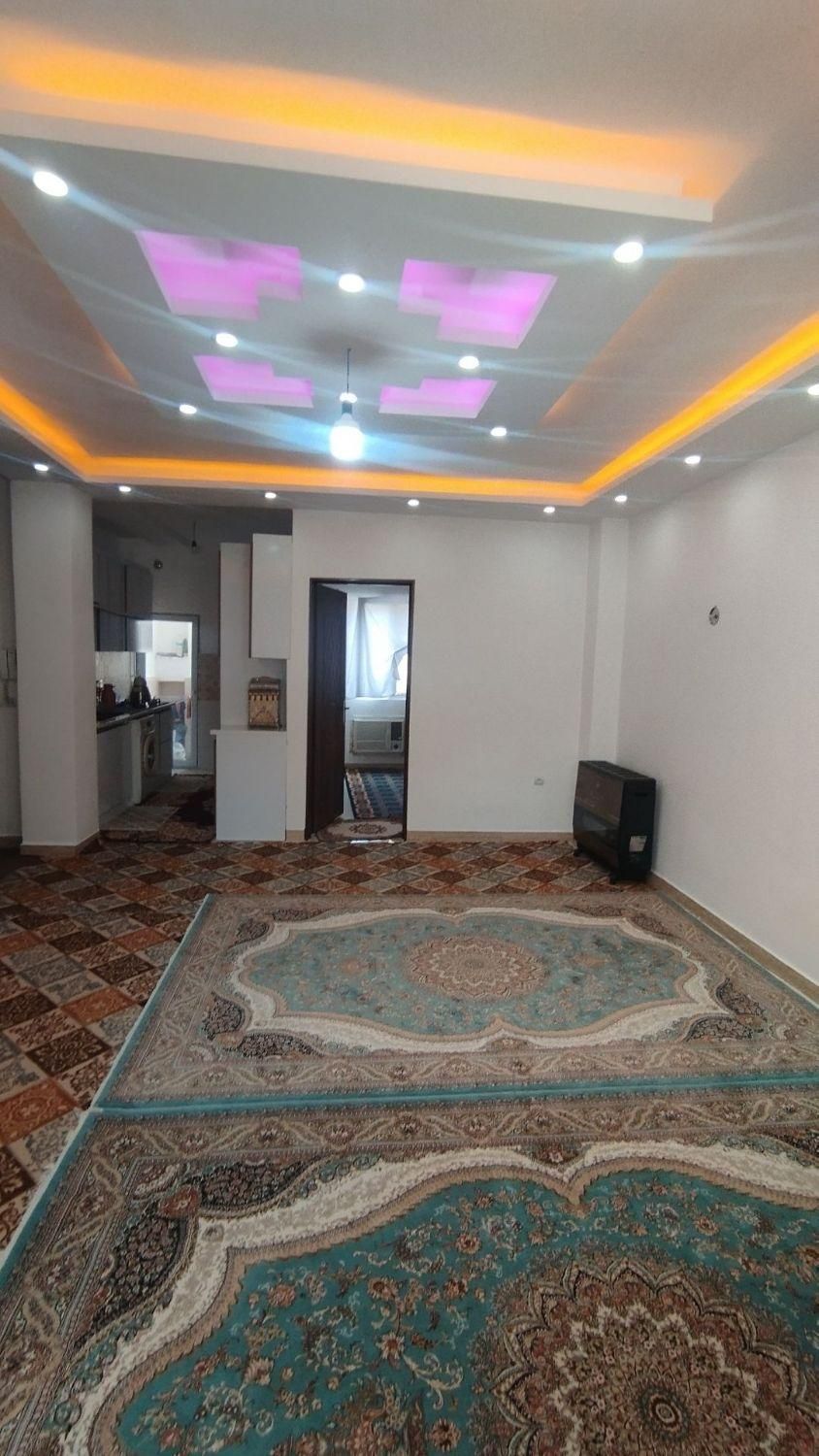 طبقه اول دو خوابه با پارکینگ/نزدیک بر اصلی خیابان|فروش آپارتمان|رشت, پاره بیجار|دیوار