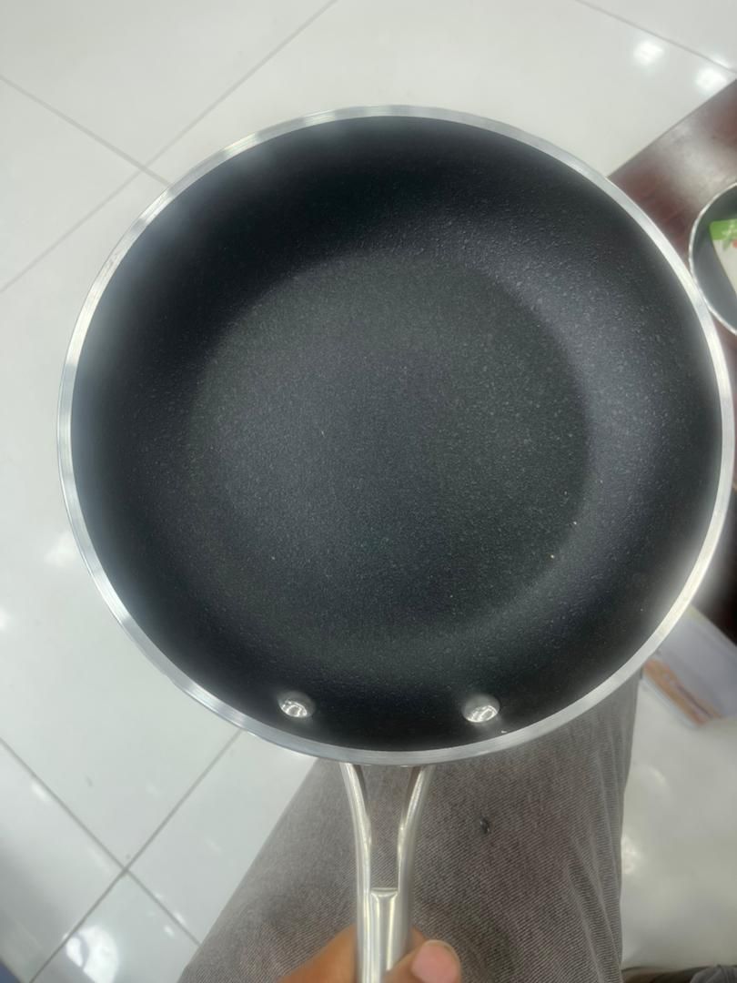 ماهی تابه دو تیکه|ظروف پختوپز|بندر گناوه, |دیوار