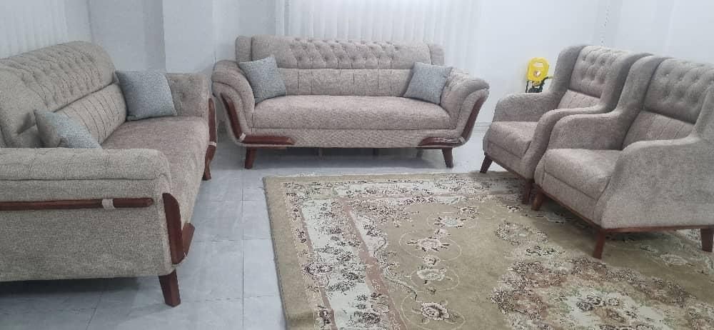 مبل چستر افرا|مبلمان خانگی و میز عسلی|فرخ‌شهر, |دیوار