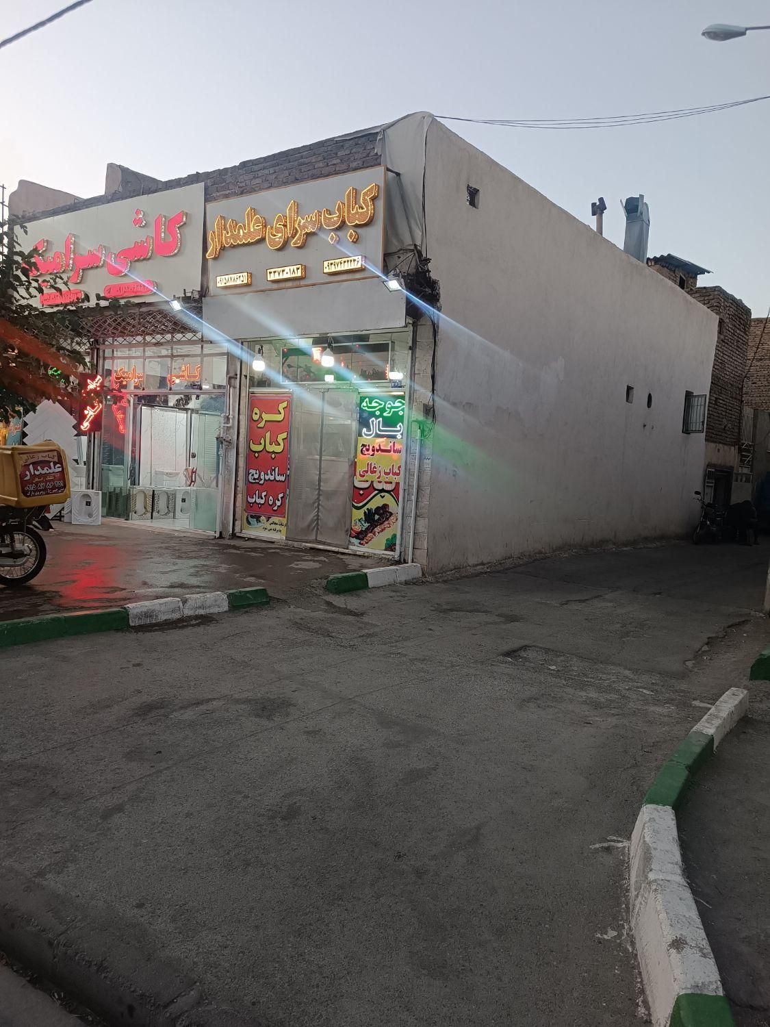 یک باب مغازه 40متری باتجاری|فروش مغازه و غرفه|مشهد, انصار|دیوار