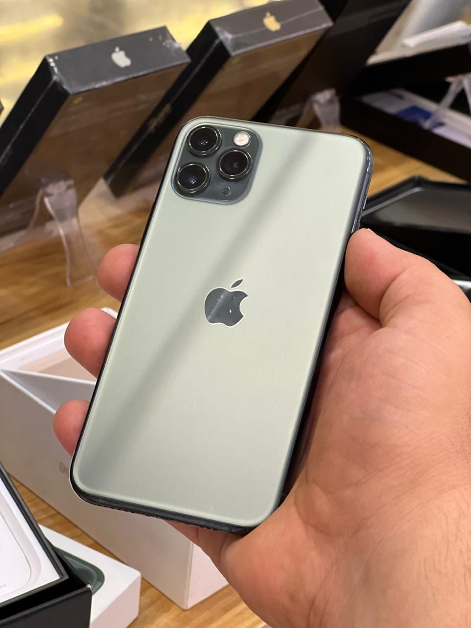 iPhone 11 Pro 256 gb 2sim zaa|موبایل|شیراز, وصال|دیوار