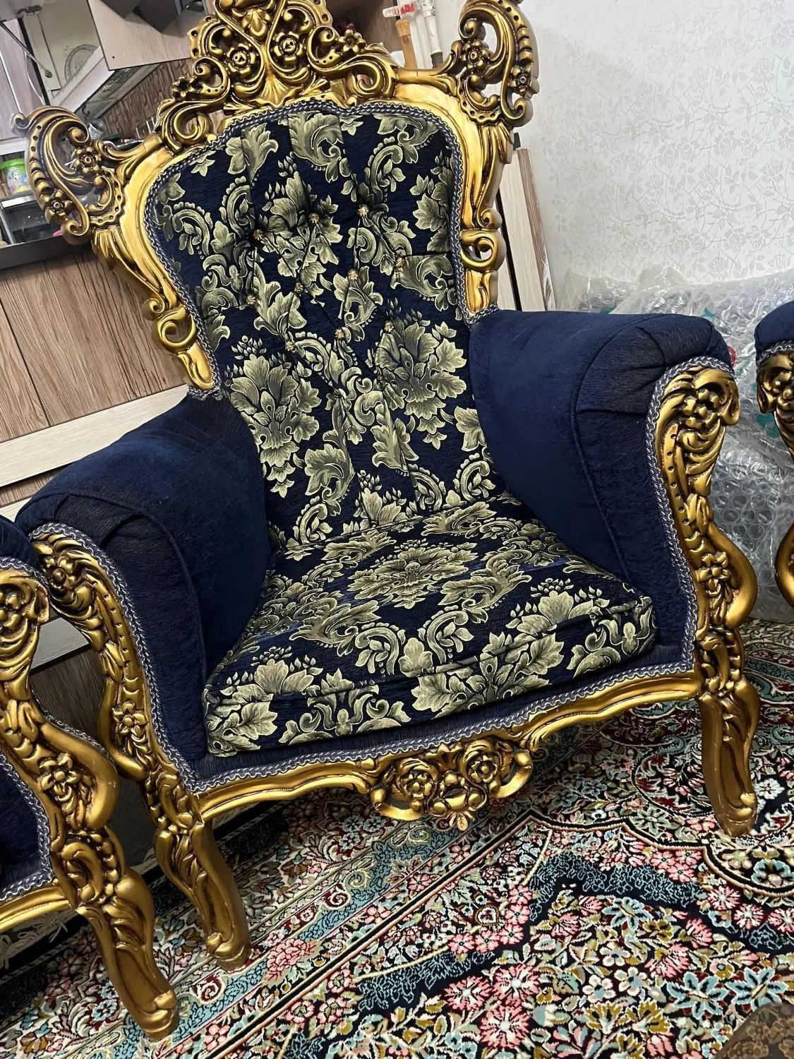 مبل نه نفره چوب راش دست ساز ملایر تمیز وسالم|حراج|اهواز, گلستان|دیوار