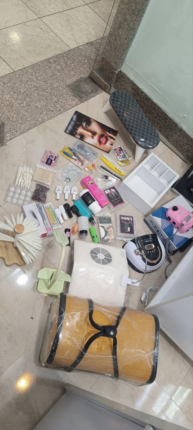 پک کامل لوازم کاشت ناخن|آرایشی، بهداشتی، درمانی|زنجان, |دیوار