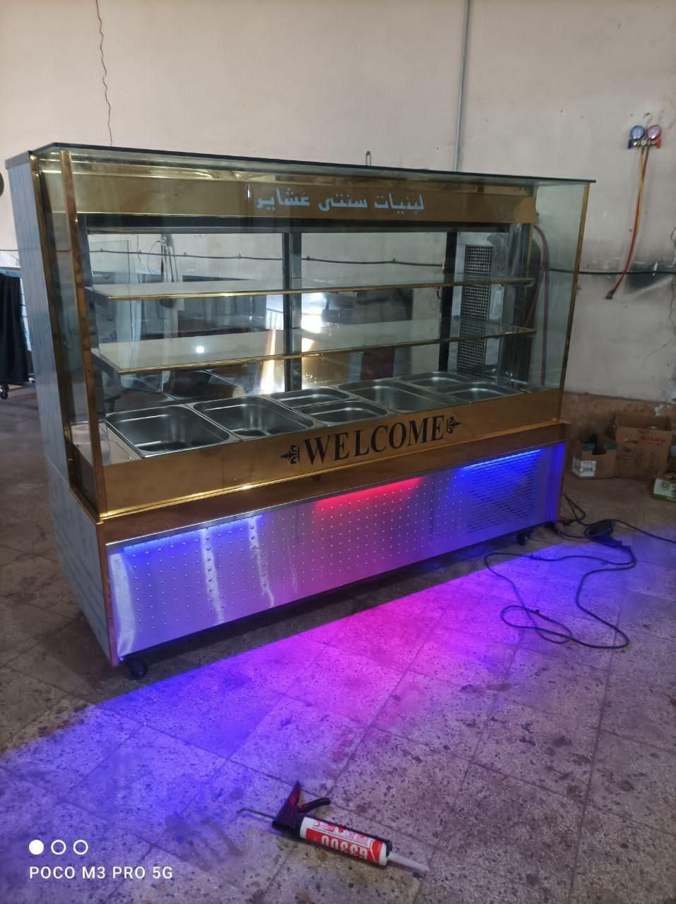 یخچال شیرینی و ساندویچی|کافیشاپ و رستوران|خرمآباد, |دیوار