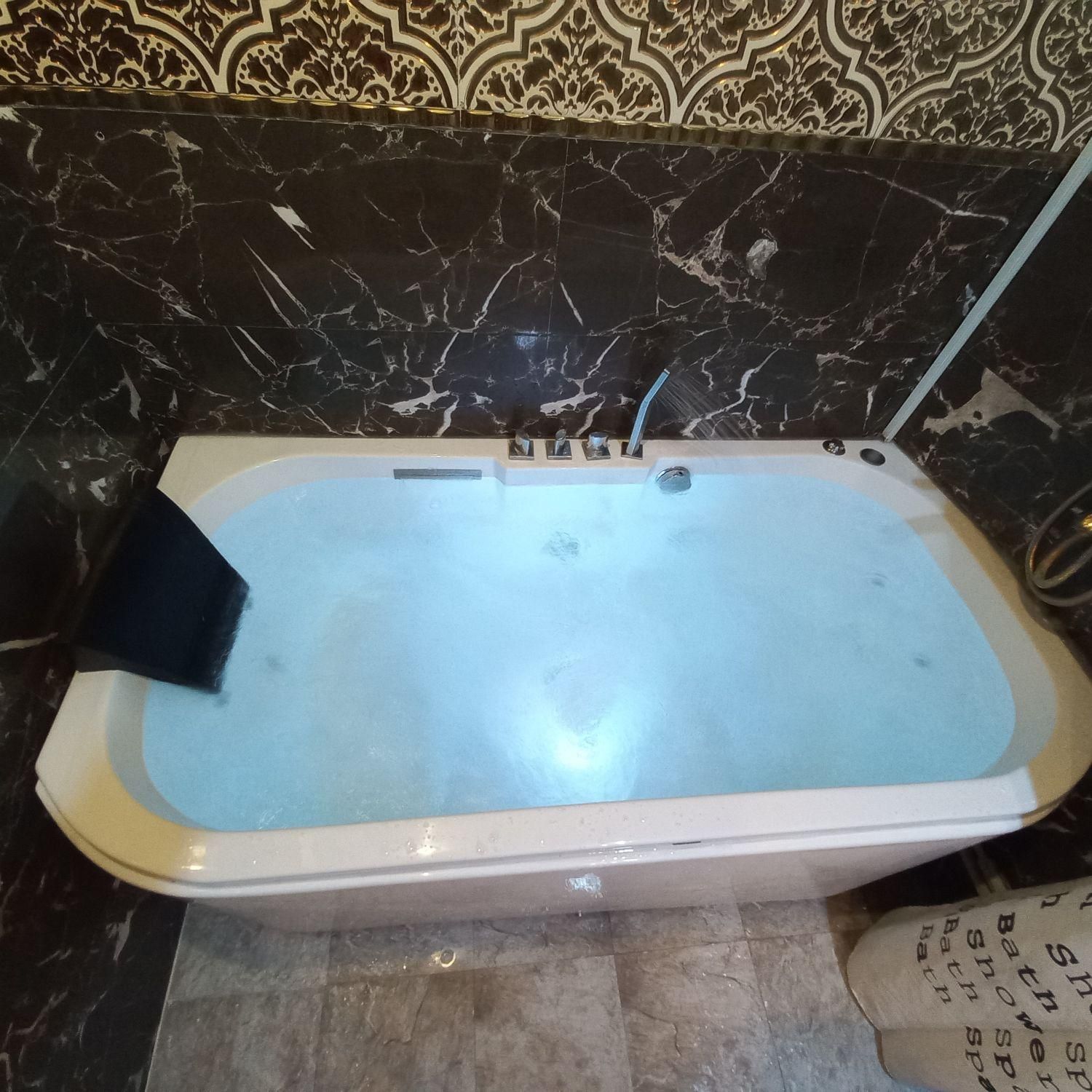 وان تک جکوزی مدرن تمیز در حد|لوازم حمام|تهران, آجودانیه|دیوار