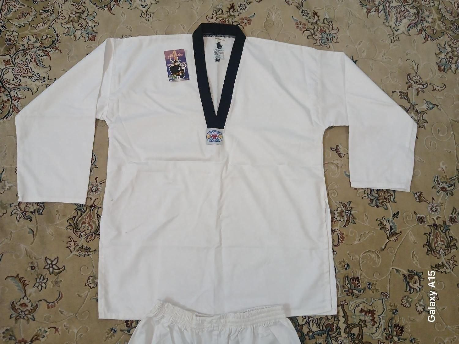 لباس تکواندو سایز ۵ به همراه کمربند آبی|لباس|سبزوار, توحیدشهر|دیوار