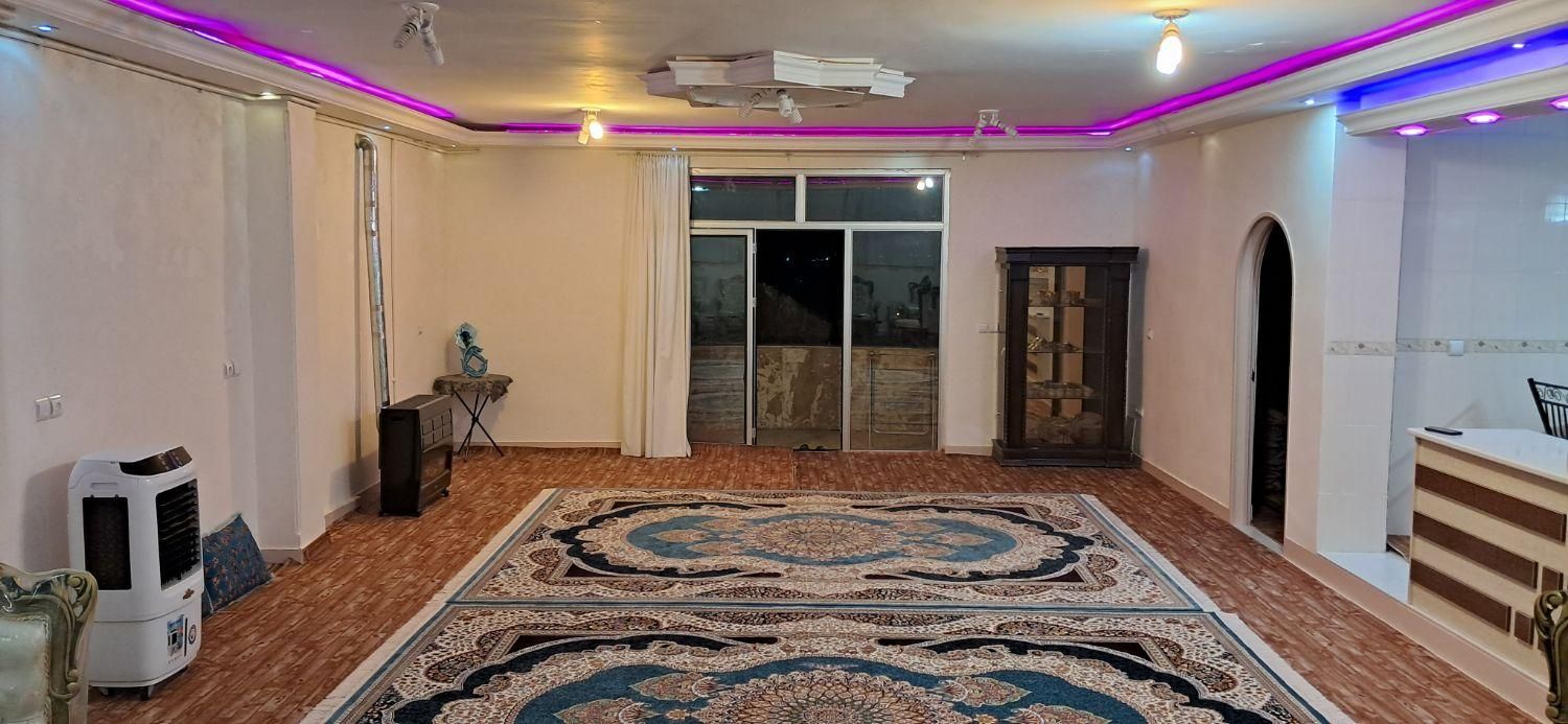 اجاره روزانه/هفتگی/ماهانه آپارتمان ۱۲۰ متری|اجارهٔ کوتاه‌مدت آپارتمان و سوئیت|سمیرم, |دیوار