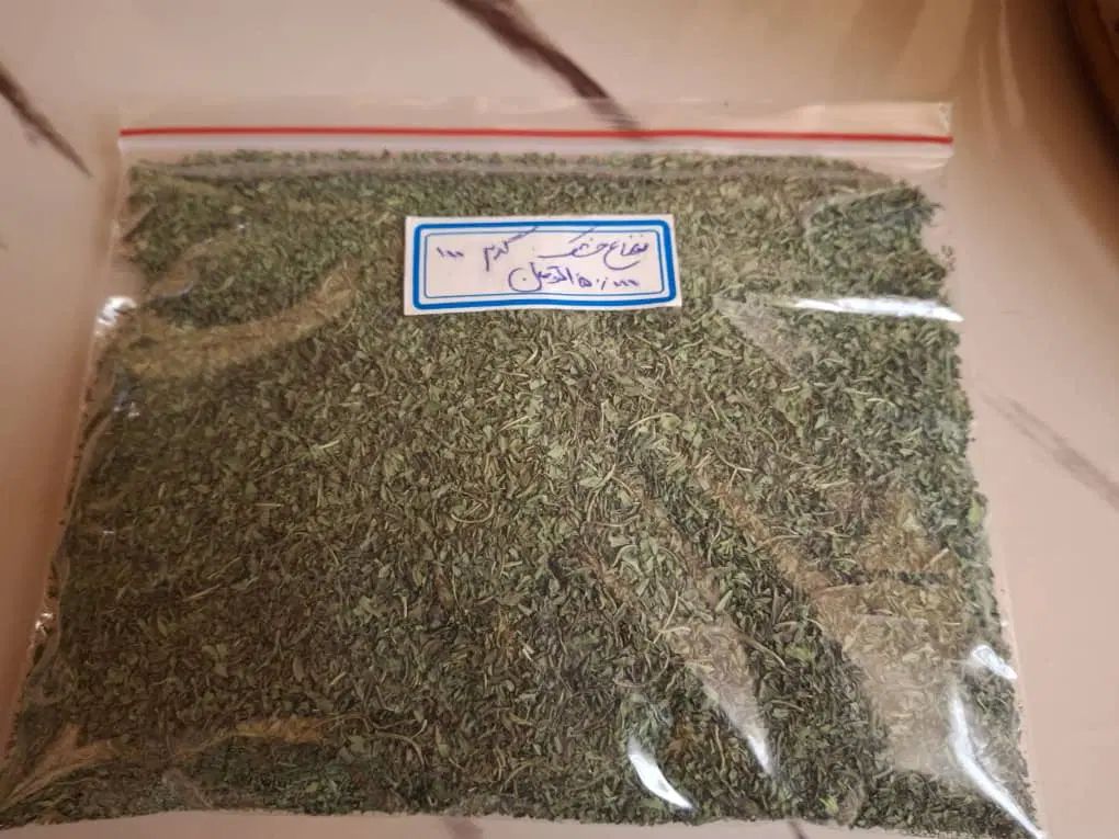 سبزی خشک و قرمه سبزی سرخ شده|خوردنی و آشامیدنی|تهران, تهرانسر مرکزی|دیوار