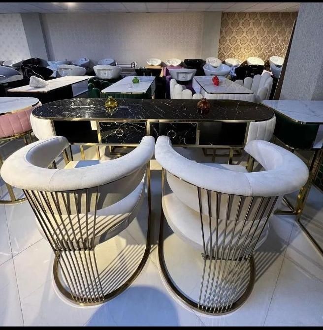 میزناخن،انواع صندلی،تخت ،ایینه|آرایشگاه و سالن‌های زیبایی|تبریز, |دیوار