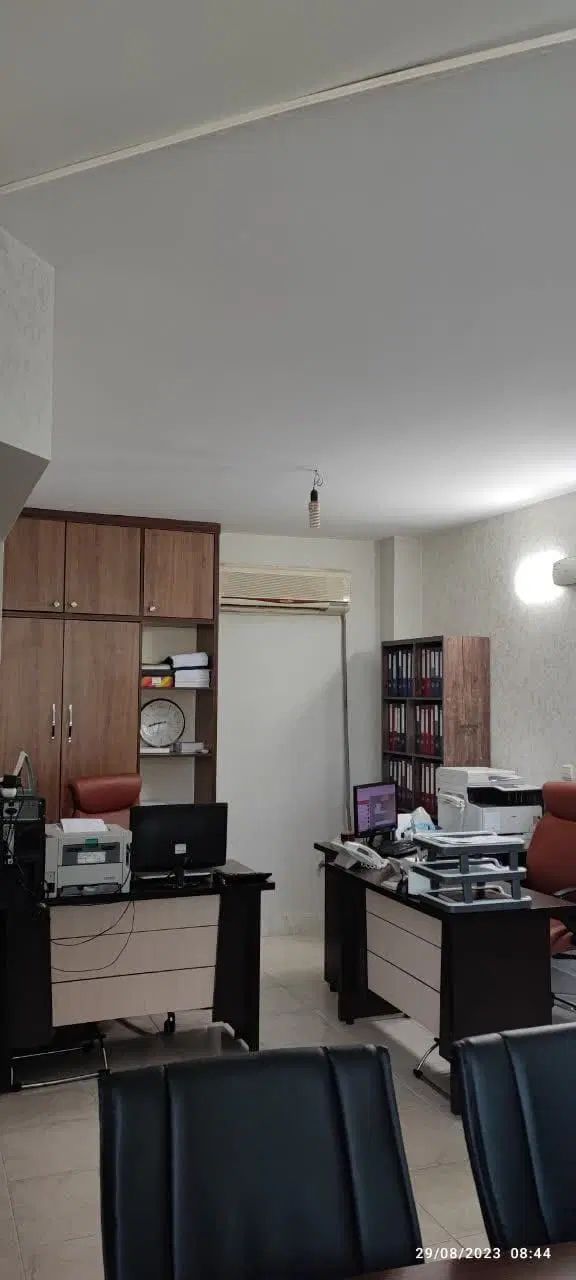 فروش دفتر کار ۵۰ متری / یک خواب/ بر خیابان لاهور|فروش دفتر کار، اتاق اداری، مطب|اصفهان, شاهزید|دیوار