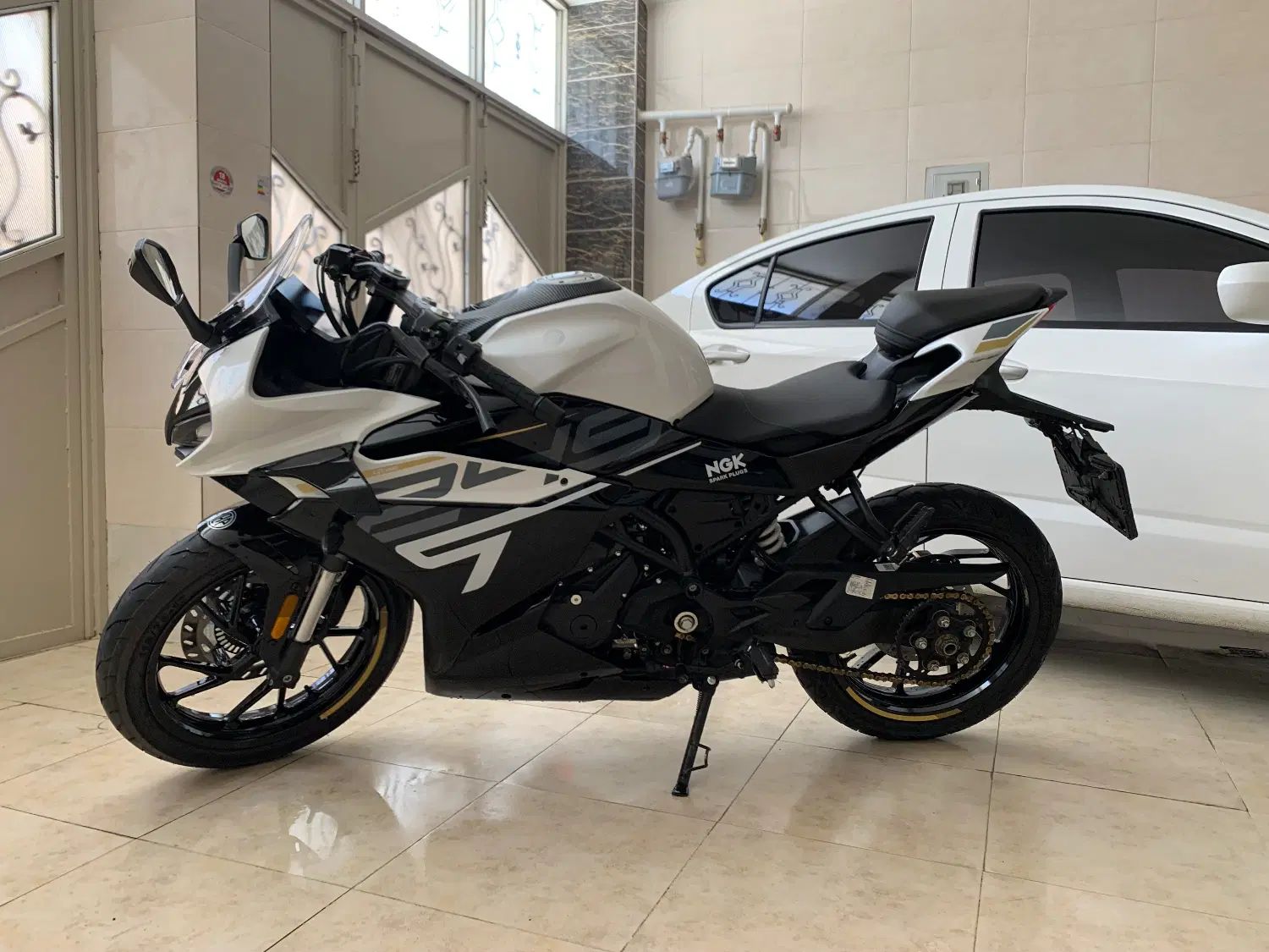 موتور ریس کی وی k249r|موتورسیکلت|شهرکرد, |دیوار